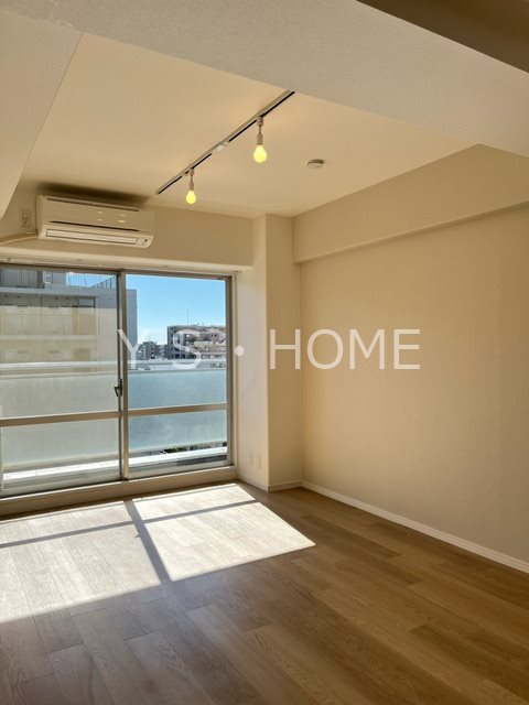 ロイヤルキャステージ恋ヶ窪 リビング