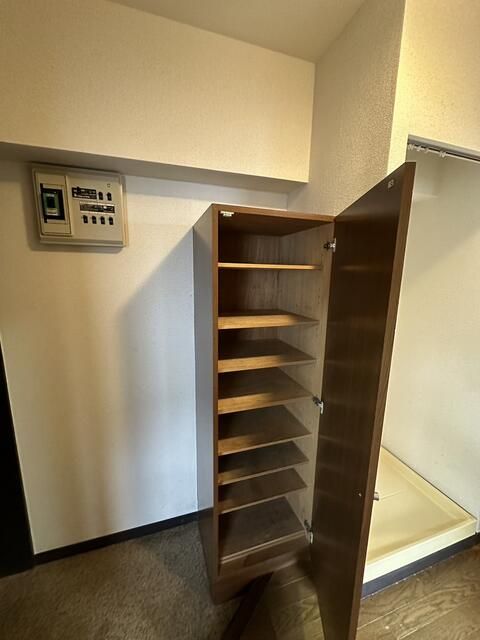 グランメール国立 玄関