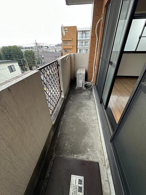 グランメール国立 ベランダ