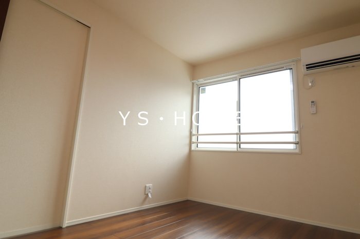 NKガーデン ベッドルーム