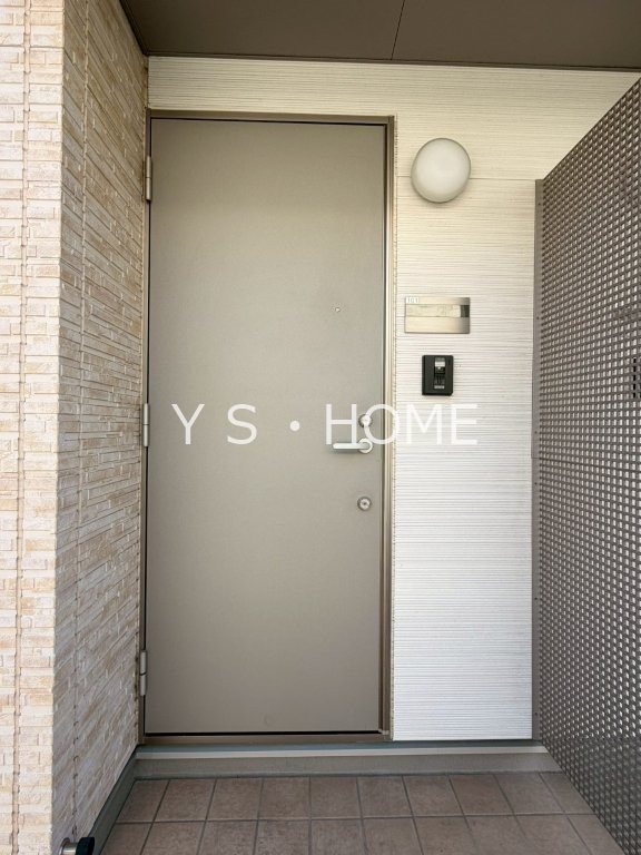 ベルク　ツツミ 玄関