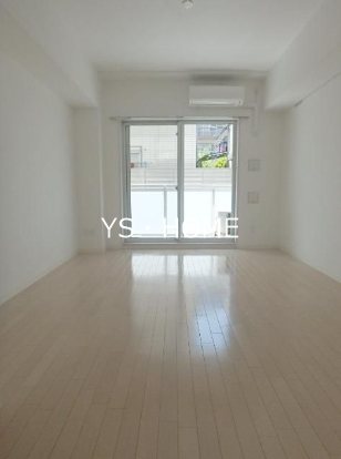 ウェスティング中野坂上 リビング