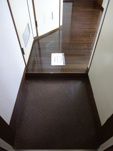 コモド・ヴィータ 玄関