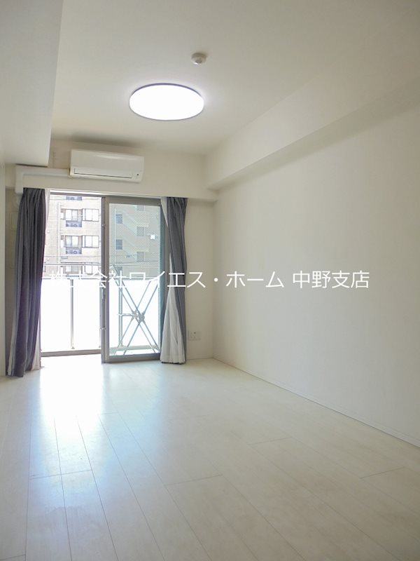 レジデンシャルステート中野富士見町 リビング