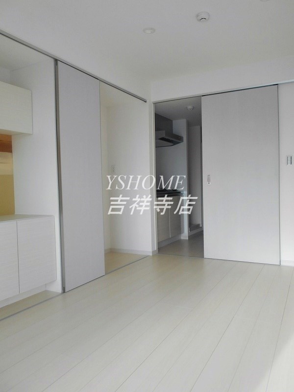 リブリ・三鷹 ベッドルーム