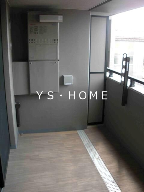 ザ・パークハウス三鷹レジデンス  ベランダ