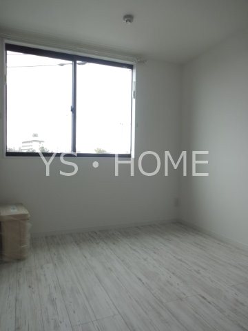 Celeste KOGANE ベッドルーム