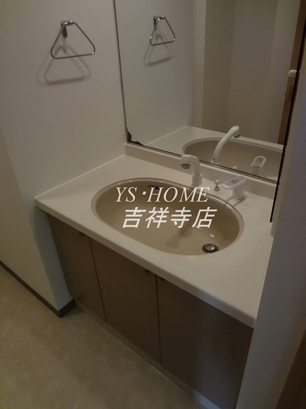 コート・イシハラ その他7