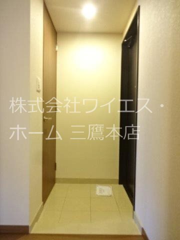 アトラス三鷹レジデンス　 玄関