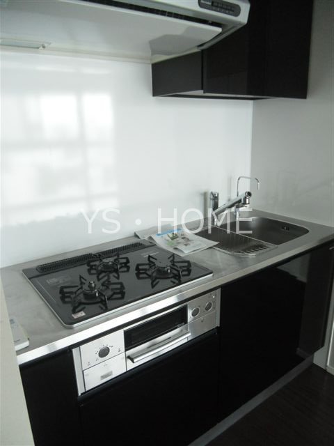 クレッセント三鷹ザ・タワー キッチン