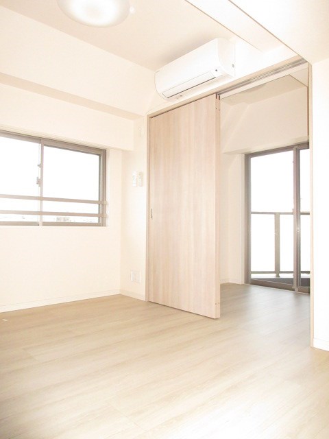 アジュールテラス中野新橋（旧N-stage中野新橋） リビング