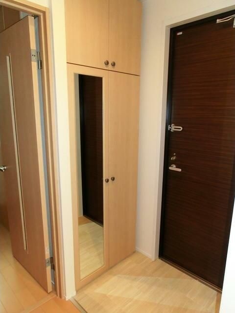 グランエスポワール 玄関