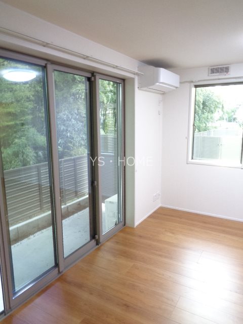 クロシェット井の頭 リビング