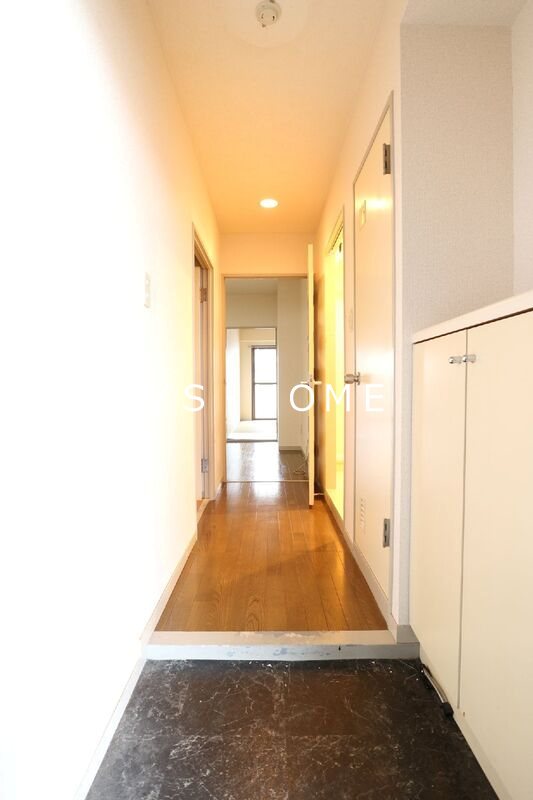 エレガンス三鷹 玄関