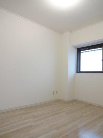 メゾングローリー　　 ベッドルーム