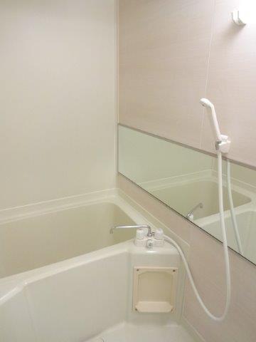 メゾングローリー　　 風呂画像