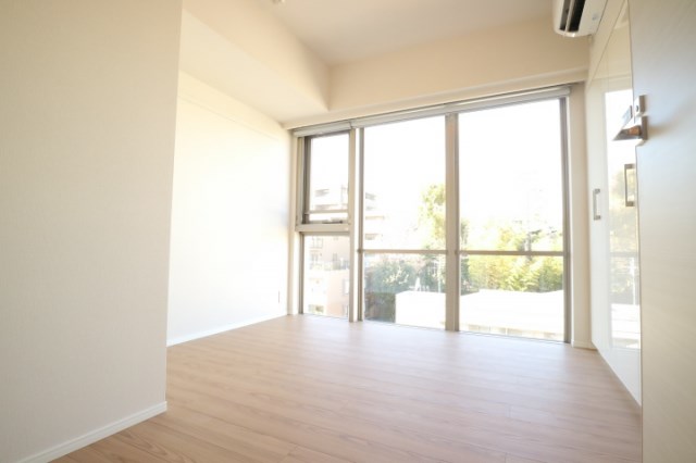 プラウドフラット中落合  ベッドルーム