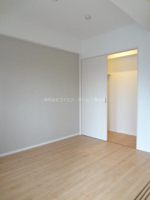 グロリアス西荻窪 ベッドルーム