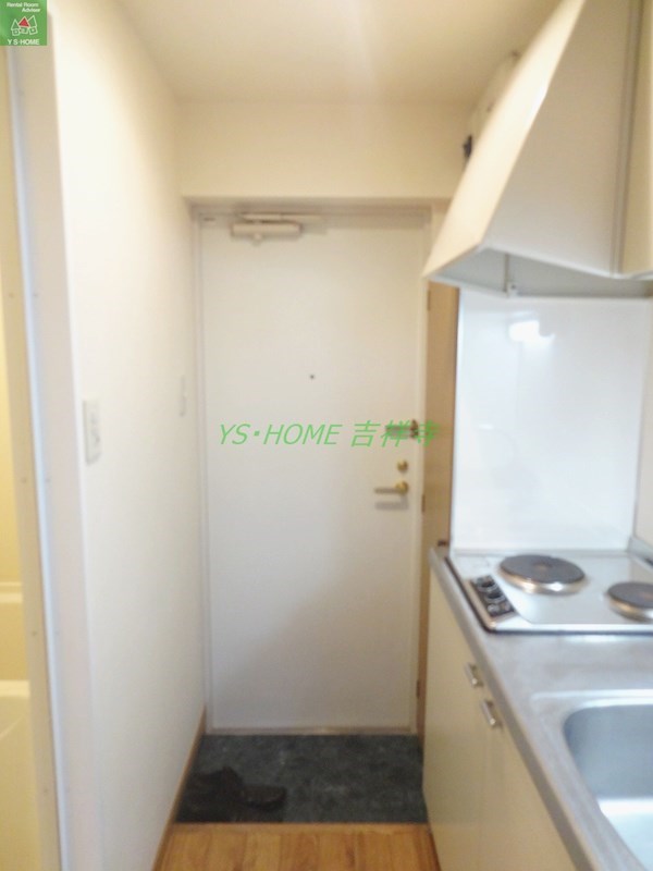 ラ・フローラ武蔵野Ⅰ 玄関