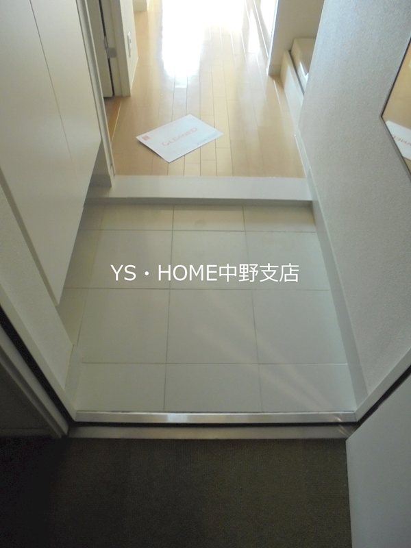 ｉ&amp;minus;Ｓｕｉｔｅ　ＨｉｇａｓｈｉＮａｋａｎｏ 玄関