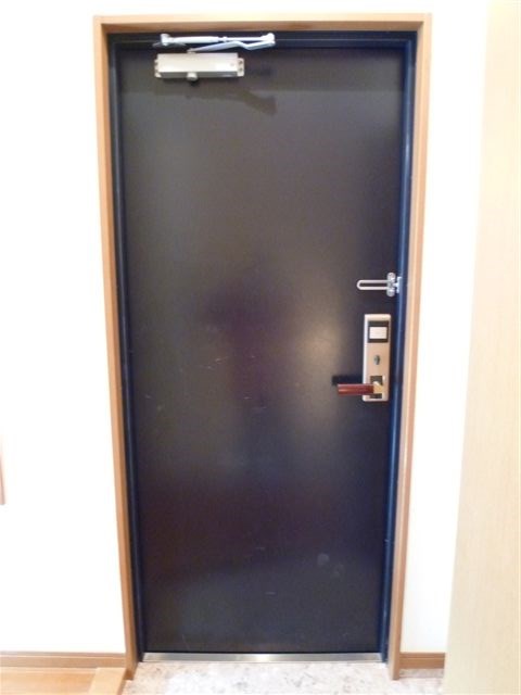 エルシオン 玄関