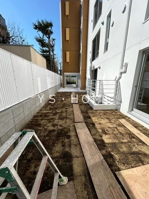 GRANPASEO吉祥寺  ベランダ