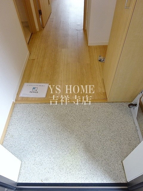 アンジュI・M 玄関