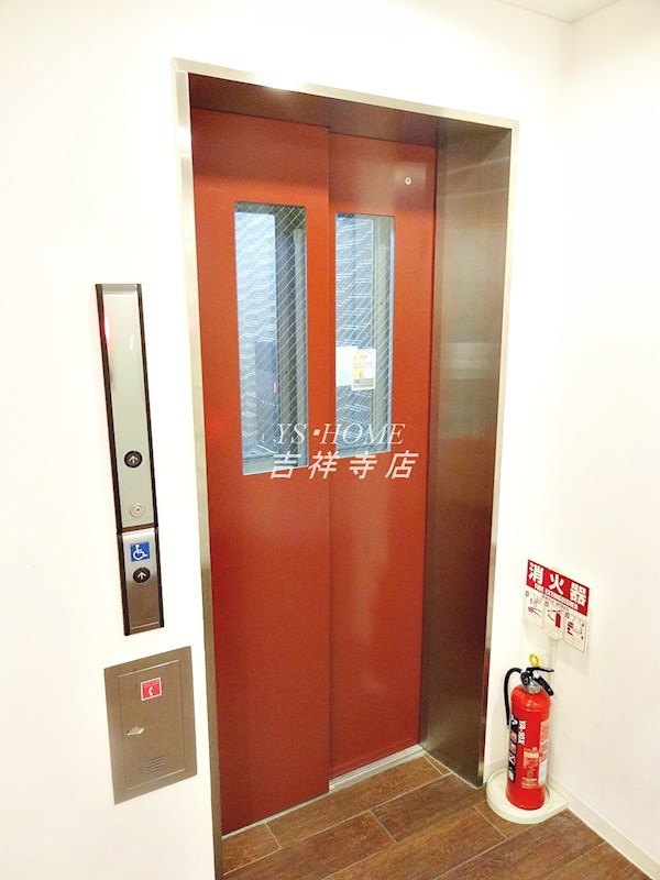 トラッセルズ   その他7