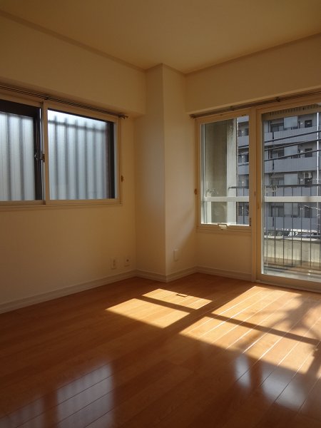 新光ハイツ ベッドルーム