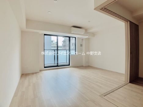 BLESS中野弥生町 リビング