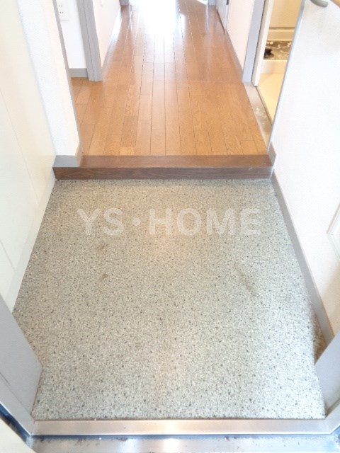 UURコート白鷺 玄関