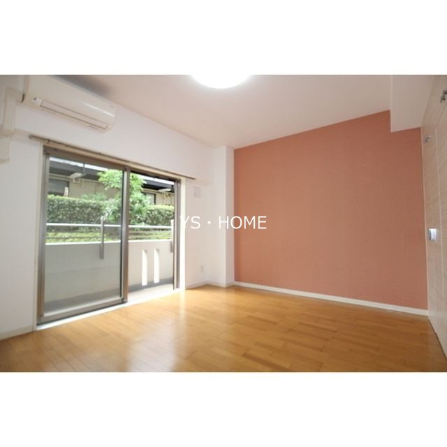 ガーデン中野 リビング