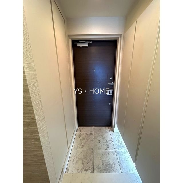 グランスイート高円寺 玄関