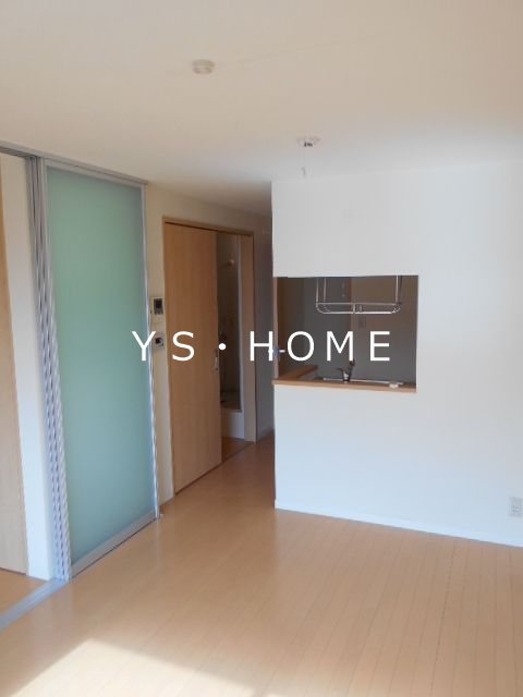 インペリアル リビング