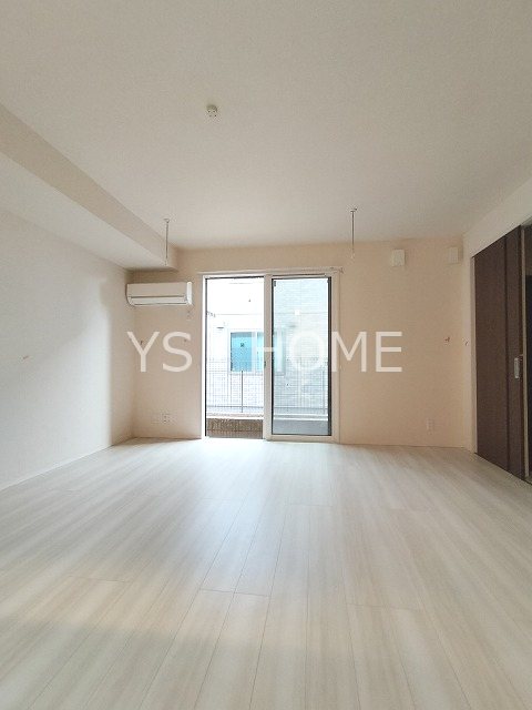 ラ・ルーチェ リビング