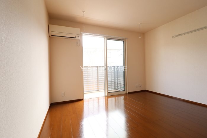 ソレイユ東野 リビング