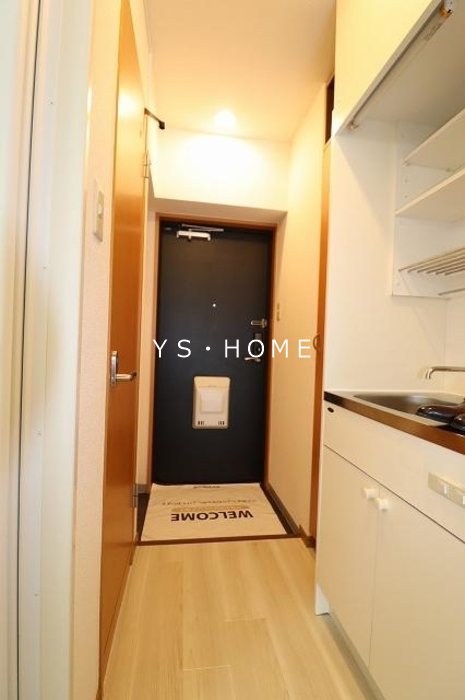 ロイヤル武蔵野 玄関