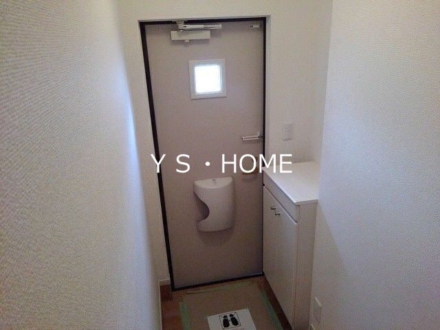 ローズガーデン 玄関