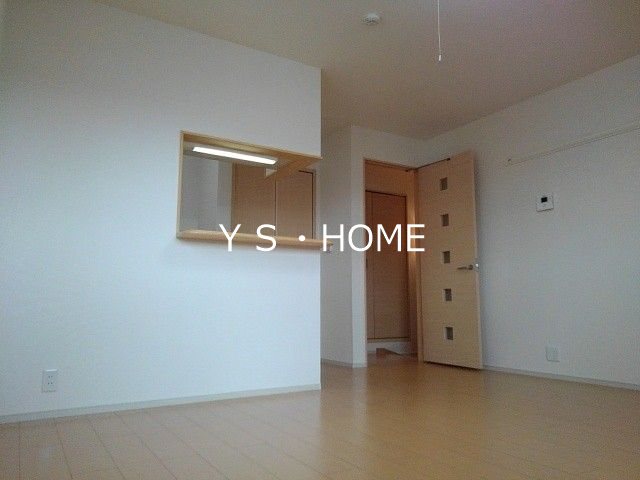 ローズガーデン リビング