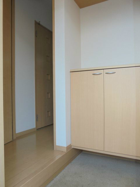 花水木Ｉ棟 玄関