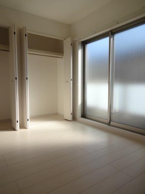 リブリ・武蔵小金井 ベッドルーム