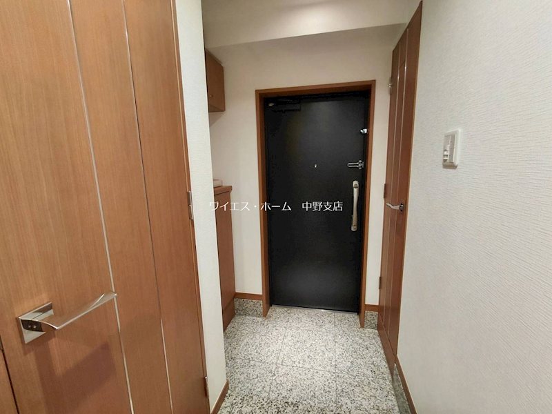 コンフォリア下落合  玄関