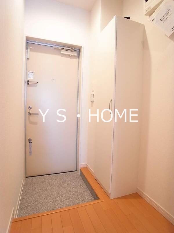 リブリ・M&amp;amp;I 玄関