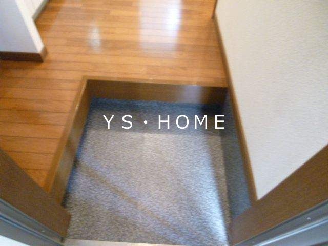 コーポセブン 玄関