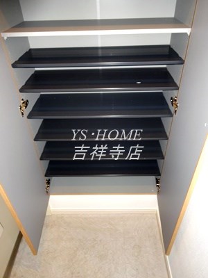 レジディア吉祥寺 玄関