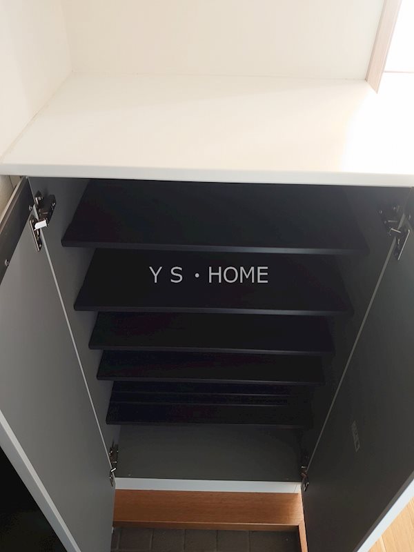 セイワ・アクレイム国立 玄関