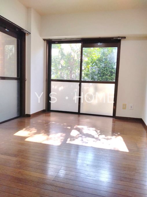 セイワ・アクレイム国立 リビング