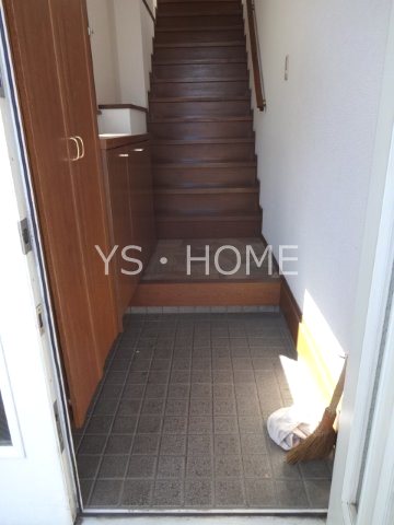 エバーグリーンハウス 玄関