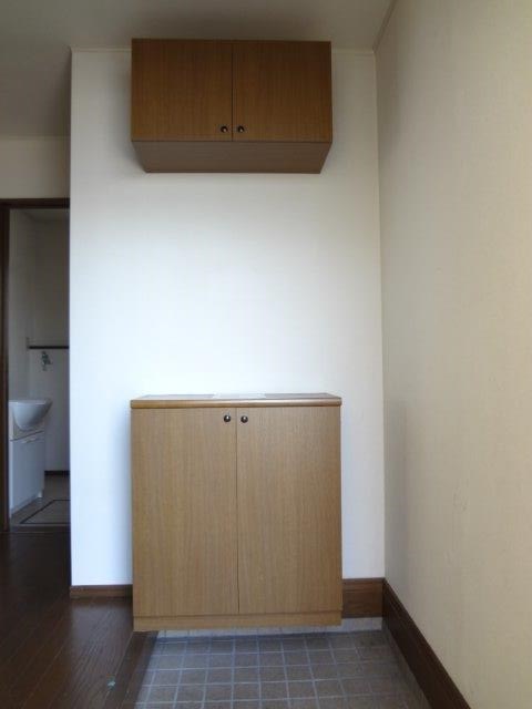 アビタシオンA  玄関