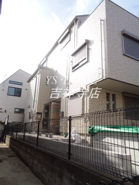 Hale Lino その他7